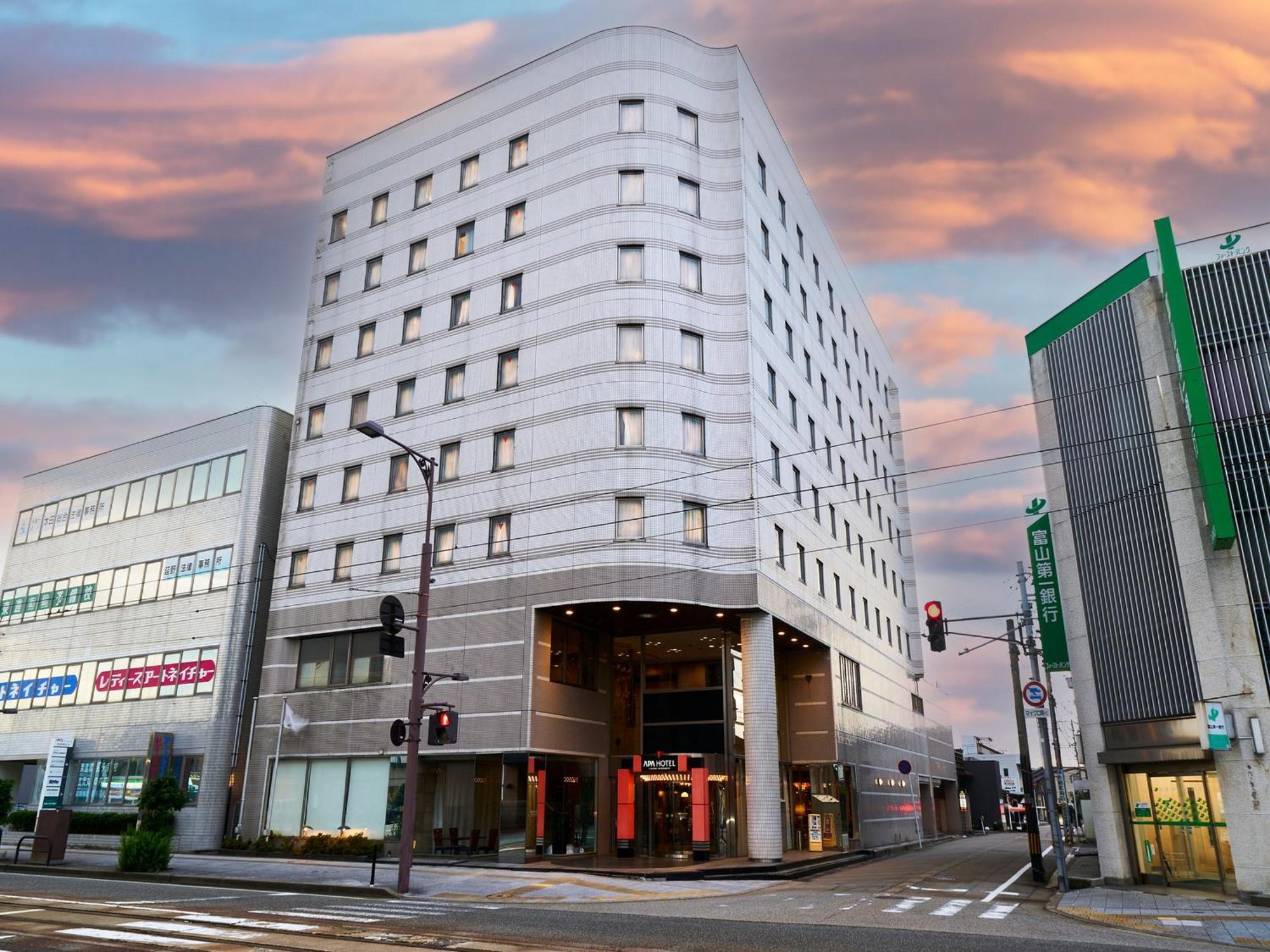 APA Hotel Takaoka-Marunouchi Exterior foto
